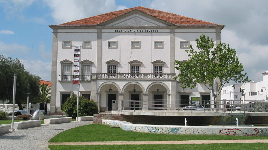 Digressão do Teatro Nacional D. Maria II chega ao Alentejo